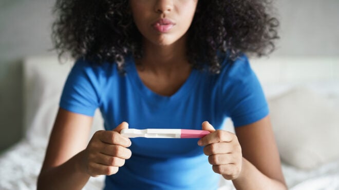 how-to-take-pregnancy-test-featured