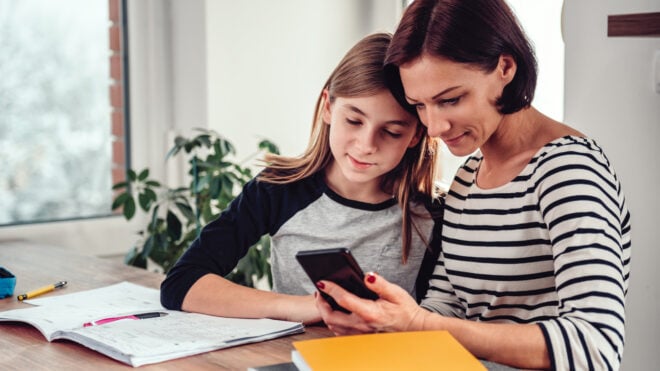 keeping-kids-safe-on-social-media-2